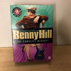Benny Hill: The Thames Years 1969-1989 - The Complete Megaset (18 DVD SET) usado - Imagen 1 de 7