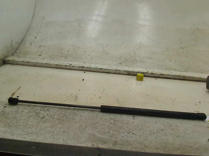 AMORTIGUADOR DE GAS Peugeot 106 II 2001 #30274 - Imagen 1 de 1