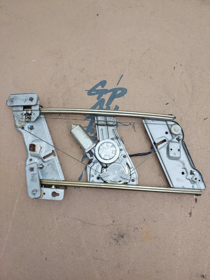 JDM Skyline R32 BNR32 HCR32 Coupe Power Window Motor & Regulator Passenger LH - Image 1 of 4