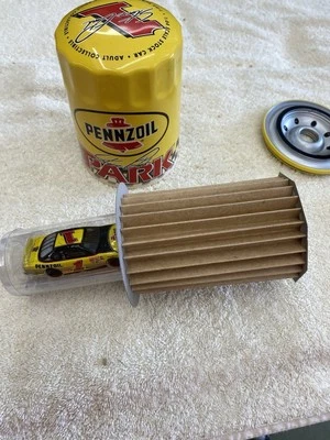 ACTION RACING STEVE PARK #1 PENNZOIL 1/64 CAR IN OIL FILTER TIN *564 - Image 1 of 3