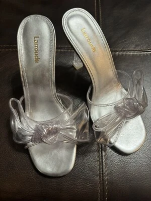 Zapatos para mujer Larroude - Mariah transparentes, talla 7,5 Foto 1 de 4