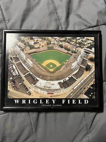 Chicago Cubs WRIGLEY FIELD GAMEDAY Stadium Aerial (10 in x 8 in) Cover
