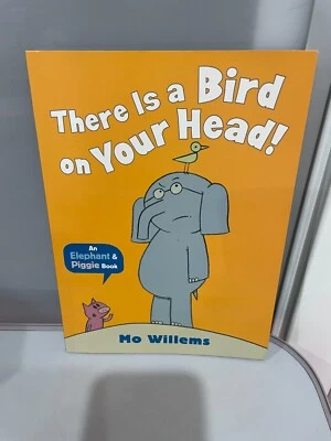 There is a Bird on your Head! By Mo Willems - Paperback Book  - EUC/Like New - image 1 of 3