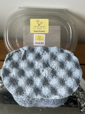 FUZZY DUCKS Soap Filled Exfoliating Sponge, Highly Scented, Aliens With Holder