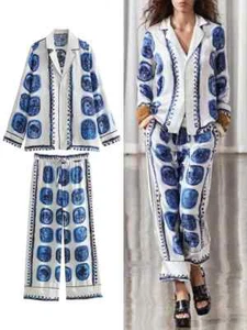Camisa de mujer con solapa detallada con botones cintura alta pierna recta pantalones traje satinado - Imagen 1 de 27