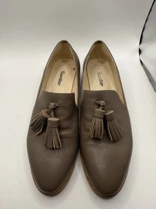 SANDLER Salvador Brown Leather Women's Loafers Size 7 Tassels Slip On Almond Toe - Picture 1 of 14