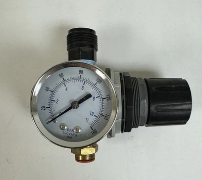 Parker Pressure Regulator P32RA94BNGP With Pressure Gauge  - Image 1 of 4