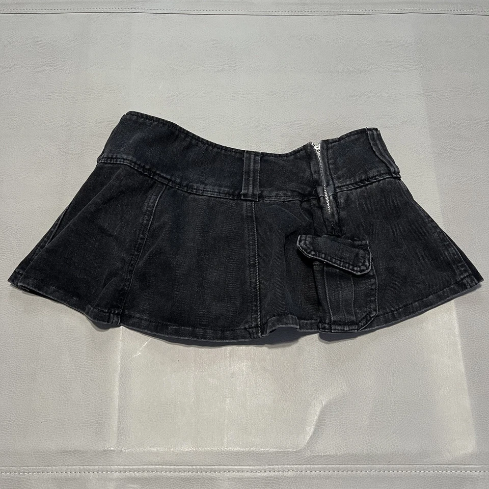 Falda Corta Y2K Denim Mini/Micro Negra Emo Skate Mall Cyber Gorpcore Rave-S-2300 Foto 1 de 4