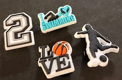 4 dijes surtidos para zapatos deportivos de cocodrilo Foto 1 de 3