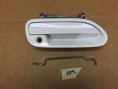 89-94 NISSAN 240SX S13 EXTERIOR DOOR HANDLE RIGHT PASSENGER UNCRACKED WHITE,rod Foto 1 de 4