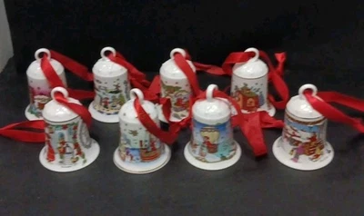 Lote de adornos de campana de Navidad Christmas Germany Hutschenreuther Foto 1 de 4