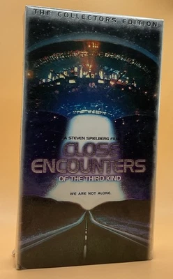 Close Encounters of the Third Kind VHS 1977, 1998 Glossy **Buy 2 Get 1 Free** - Image 1 of 3