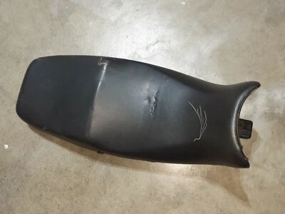 Triumph Daytona 750 900 1200 Super III OEM Seat used - Image 1 of 4