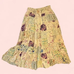 Vintage Y2K gelb Blumen Patchwork Maxi fließender Rock "Free Size" Fairycore Boho - Bild 1 von 8