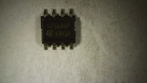 ST M4256BWP SOP8 EEPROM PULL GUARANTEED - Picture 1 of 1