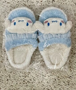 sanrio slippers size 5-9.5 womens usa - Picture 1 of 4