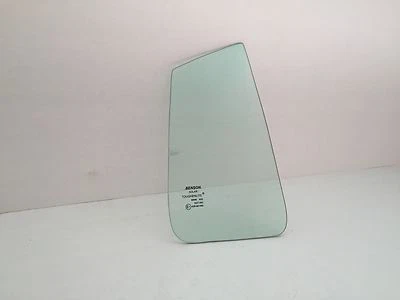 Подходит для Nissan Altima 4-Dr седан 02–06 годов выпуска правое заднее вентиляционное стекло со стороны пассажира  - Изображение 1 из 4