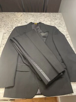 Traje negro de Thomas and Sons Foto 1 de 4