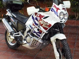 HONDA AFRICA TWIN XRV 750 GRAPHICS FACTORY REPLIC WHITE MORTORCYCLE - Picture 1 of 5