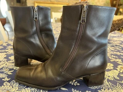 Botines Salvatore Ferragamo vintage de cuero marrón, talla. 6,5B Foto 1 de 4