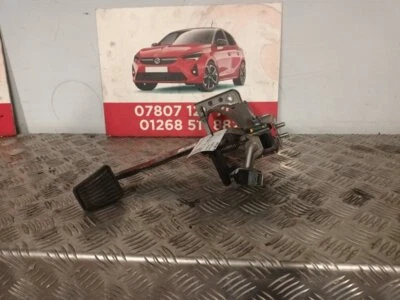 Conjunto de pedal embrague freno Kia Sportage S 2016-2018 32800-D3900 Foto 1 de 4