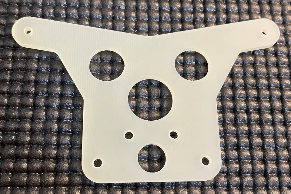 Team Associated 6004 RC10CC Classic Rear Shock Tower Fit Vintage NEW - Image 1 of 1