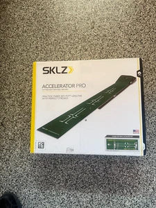 SKLZ ACCELERATOR PRO - Indoor Golf Putting Mat with Auto-Ball Return - Picture 1 of 2
