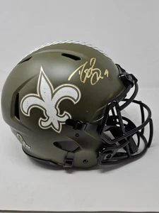 Auténtico casco firmado por Drew Brees Salute To Service certificado Saints Becket - Imagen 1 de 12