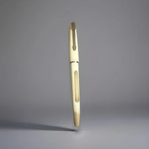 Parker Window Jotter White Ball Pen! No Cartridge Included - Picture 1 of 4