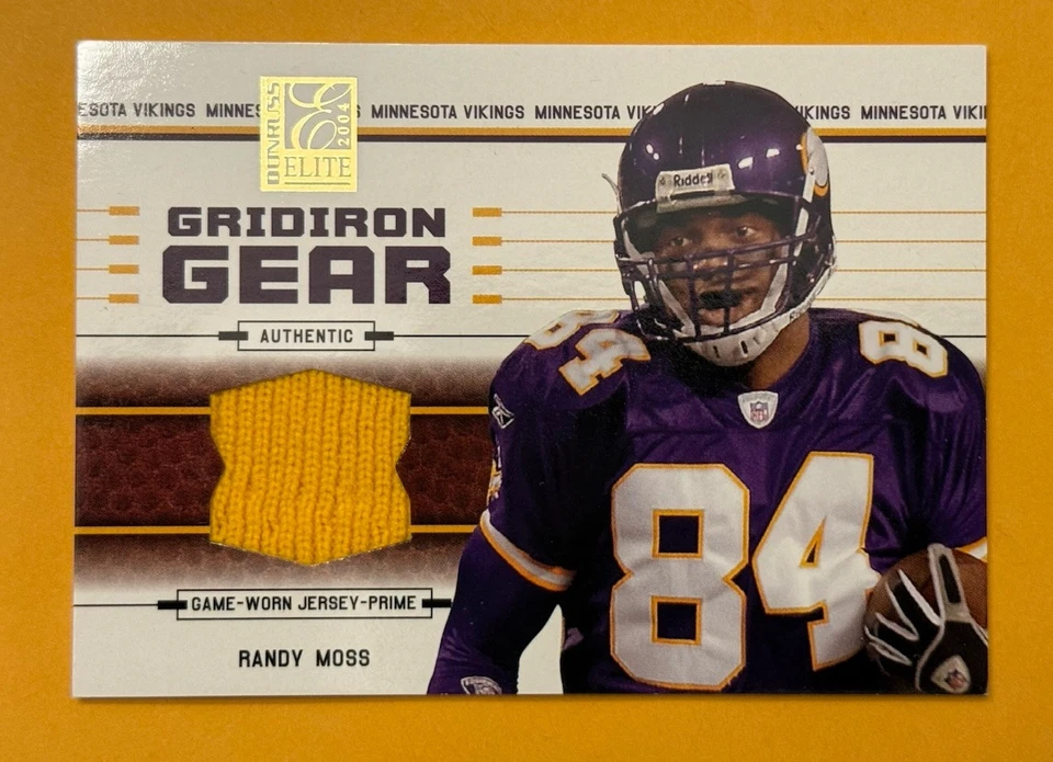 Serial # 24/25 Randy Moss 2004 Donruss Elite Gridiron Gear Yellow Jersey GG-19 - Image 1 of 3