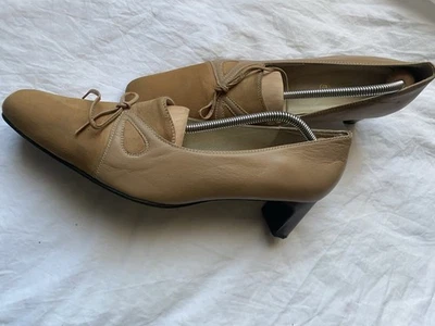 Escarpin En Cuir Beige Damart 41,5 - Photo 1/4
