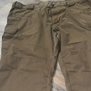 Pantalone da lavoro uomo 5.11 serie tattica marrone cargo field taglia 44x32 - Foto 1 di 3