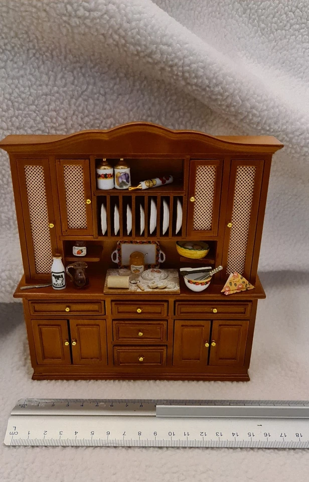 Reutter Porzellan Miniaturen Küchenschrank 1:12 - Bild 1 von 3