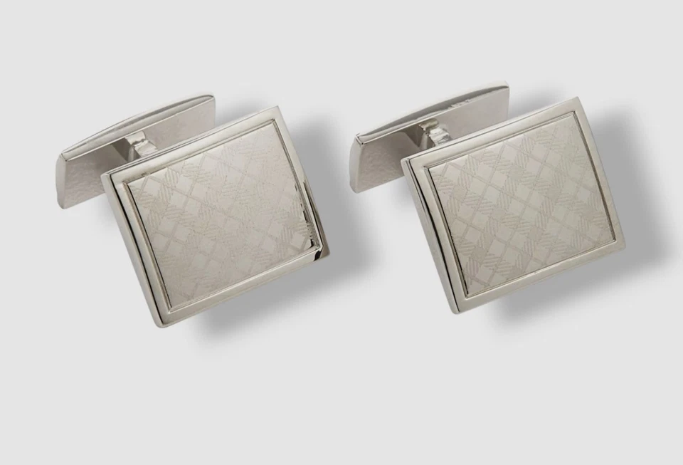 Gemelos Ryan Seacrest Distinction para hombre plateados rodios grabados con láser a cuadros Foto 1 de 1