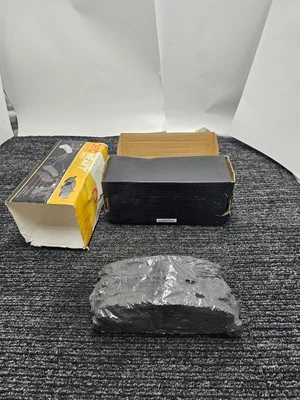 DFC 1214-2087-00 Disc Brake Pad Semi Metallic Fits 2021 Ford Expedition - Imagem 1 de 4