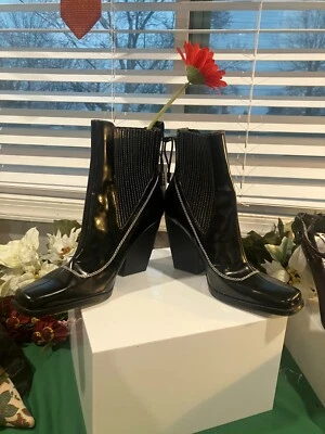 NUEVO CON ETIQUETAS BOTAS ZARA NEGRAS CHAROL CHELSEA LOOK TOBILLO TALLA 38 Foto 1 de 4