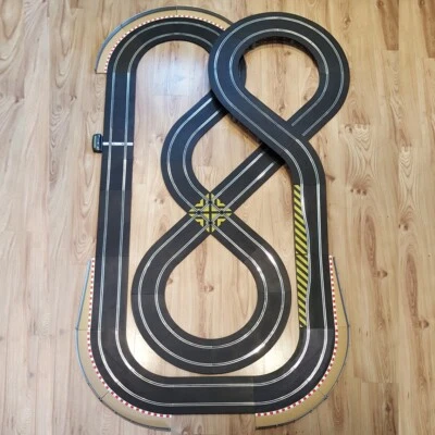 Scalextric Sport 1:32 Track Set Layout SPORT AS10 - Image 1 of 4
