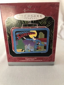 Hallmark Keepsake Ornament Superman Lunch box (1998) - Picture 1 of 3