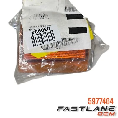 1994-2000 GMC YUKON FRONT RIGHT SIDE MARKER LAMP REFLECTOR NEW OEM 5977464 - Image 1 of 4