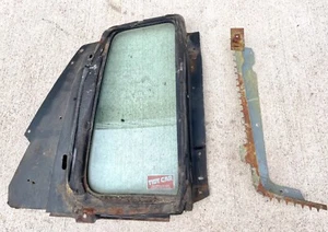 1974-1978 Ford Mustang II Quarter Glass Mustang II Ghia Quarter Glass Assy. RH - Bild 1 von 4