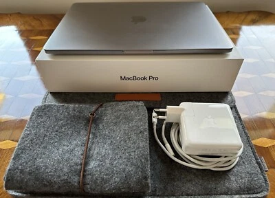 MacBook Pro 2017 3,5 GHz Dual-Core Intel Core i7 16 GB 1TB -Zustand WIE NEU- - Bild 1 von 4