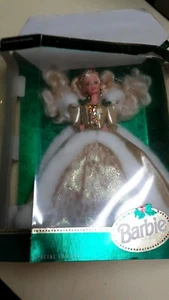 Happy Holidays 1994 Barbie Doll Christmas Fashion - Picture 1 of 4