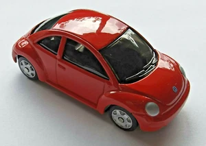 Maisto Volkswagen New Beetle Bug 1:64 Scale Red Just Out of Package Condition VW - Picture 1 of 4