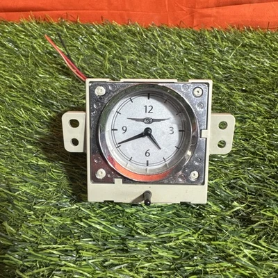 Dodge Charger Chrysler 300 2006-2010 OEM reloj analógico en tablero 04602385AC Foto 1 de 4