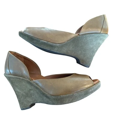 Kork Ease Women's Liliana Olive Green Leather and Suede Wedge Pumps - Size 8 - Image 1 of 4