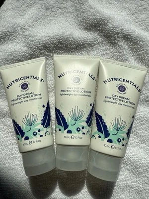 Nu Skin Nutricentials Crema de Día Loción Protectora, 1.7oz, Hidratante, Paquete de 3 Foto 1 de 2