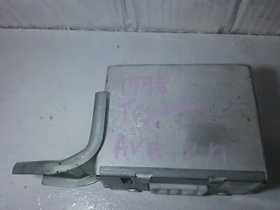 1998 - 1999 年丰田 Avalon 巡航控制模块单元 88240 - 07030 (A88) — 第 1/4 张图片