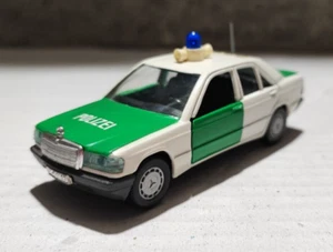 GAMA - 1167 Mercedes Benz 190E Polizei - scala 1/43 - Foto 1 di 19