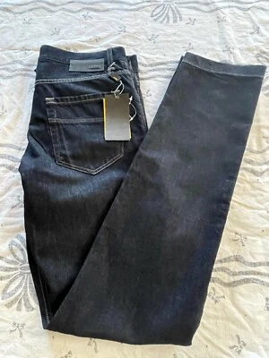 Pantalones de mezclilla plegados Fendi para hombre nuevos con etiquetas azules talla 33 precio de venta sugerido por el fabricante $899 Foto 1 de 4