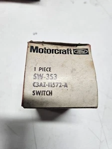 NOS 1960 1961 1962 1963 1964 FORD FALCON FAIRLANE GALAXIE IGNITION SWITCH - Picture 1 of 2